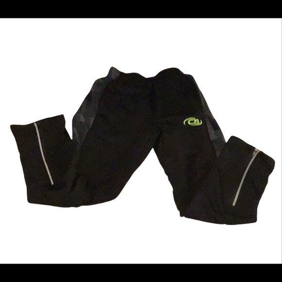 Boy’s pre worn good condition CB size 4T athletic joggers black reflective zip - Picture 2 of 12